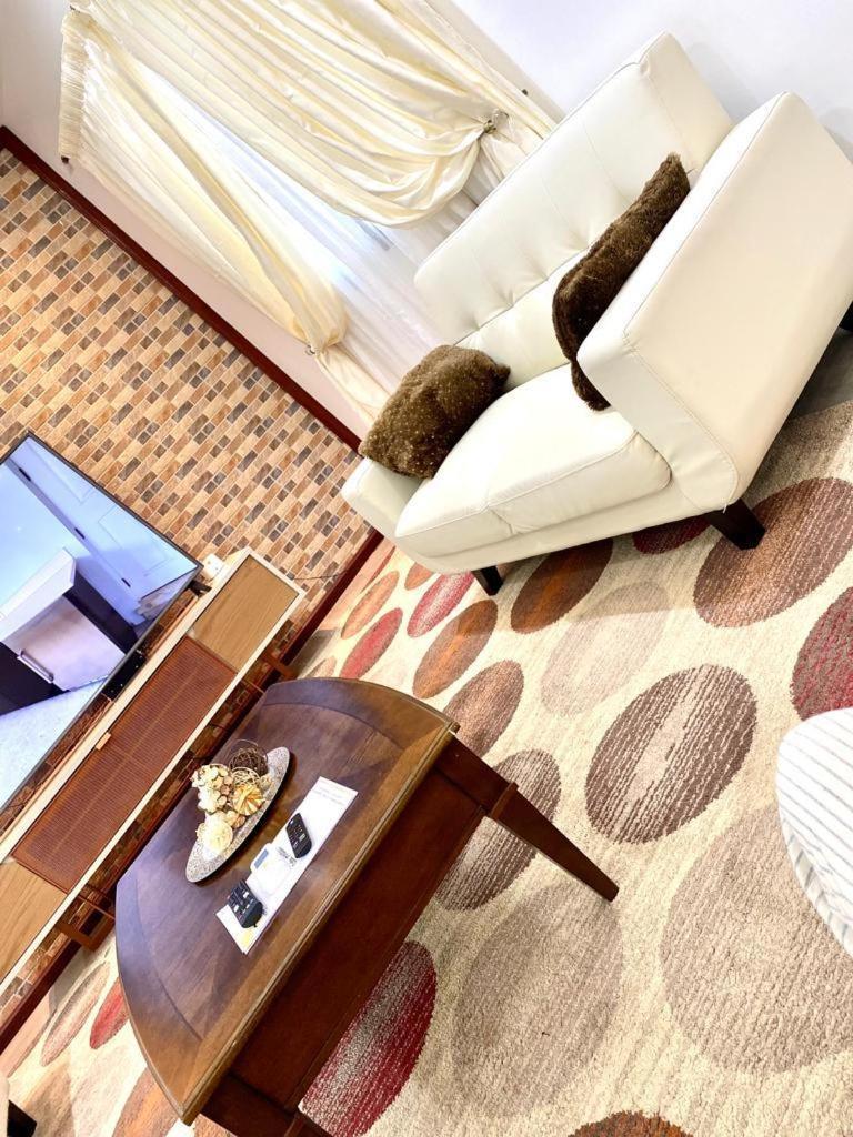 Luxury Suites Chester One Dakar Exteriér fotografie
